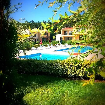 Ваканционен Дом Арапя Holiday home